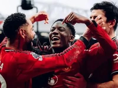 MU Sốc Nặng: Lần Đầu Bị Liverpool, Arsenal Vượt Mặt Trên Bảng Xếp Hạng Doanh Thu