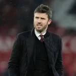 MU chính thức hụt Neves, Carrick nhận cú sốc đầu tiên 1