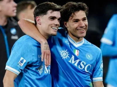 Genoa vs Napoli: Trận cầu nảy lửa, Conte đối đầu De Rossi – Ai sẽ thắng?