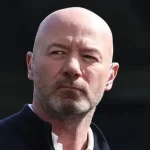 Alan Shearer 'bật mí' dự đoán sốc: MU đại thắng Tottenham? 1