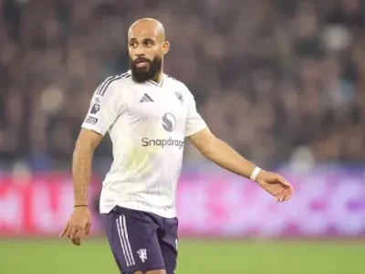 Gary Neville: Arsenal, Chelsea ‘để lọt’ siêu sao Bryan Mbeumo vào tay MU, hối hận muộn màng!