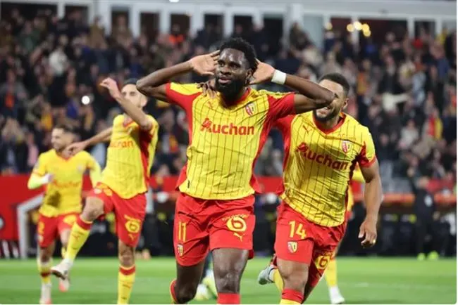 Nhận định Marseille vs Lens (3h05 ngày 251) Dễ mất ngôi đầu 2