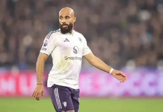 Gary Neville: Arsenal, Chelsea ‘để lọt’ siêu sao Bryan Mbeumo vào tay MU, hối hận muộn màng!